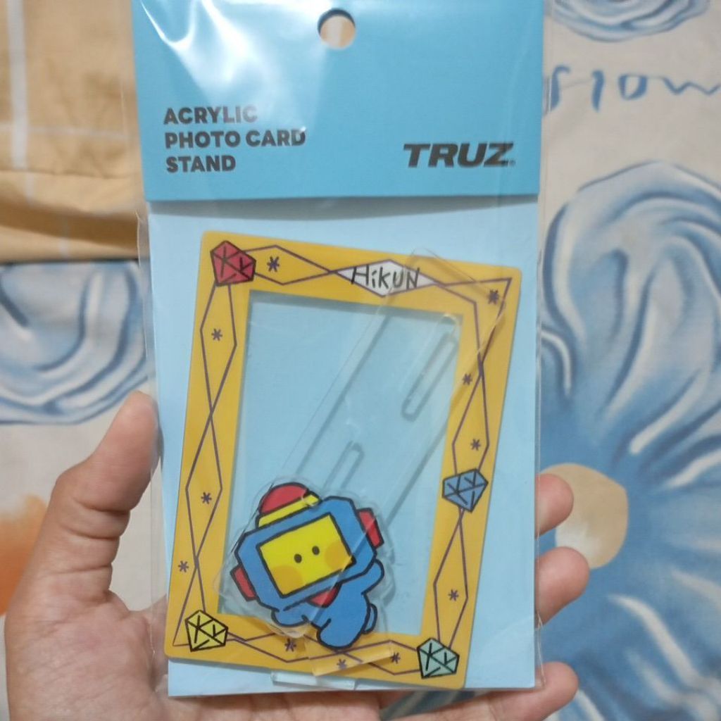 ACRYLIC PHOTOCARD STAND TRUZ LINE FRIENDS JAPAN HIKUN OFFICIAL  BONUS FREEBIES