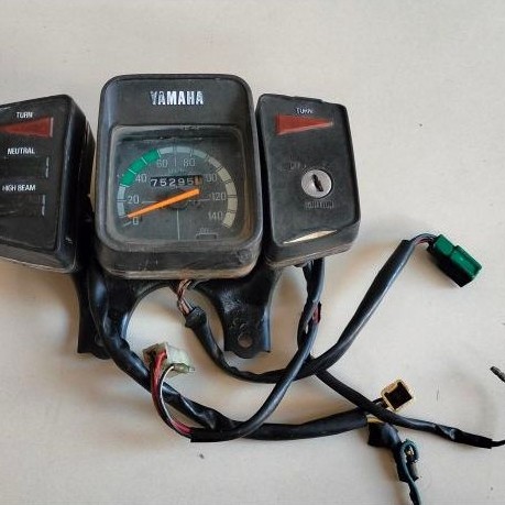 speedometer spidometer Yamaha YT100 original second