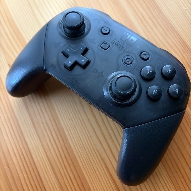 nintendo switch pro controller (bekas)