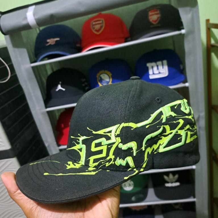 topi second original fox bordir neon hijau build up size s-m