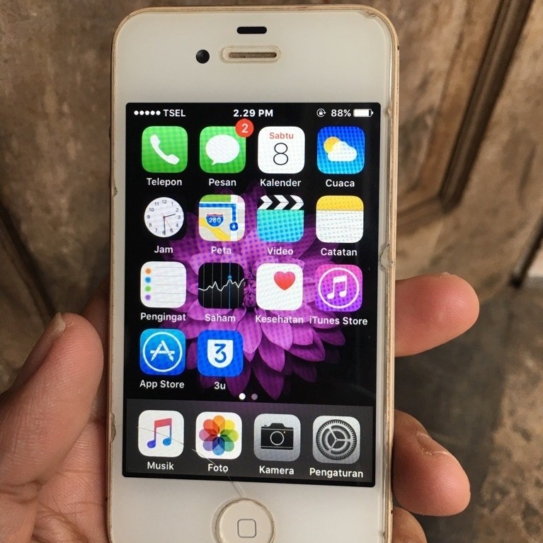 iPhone 4s