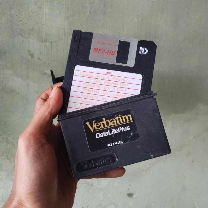 disket floppy disk pc komputer jadul