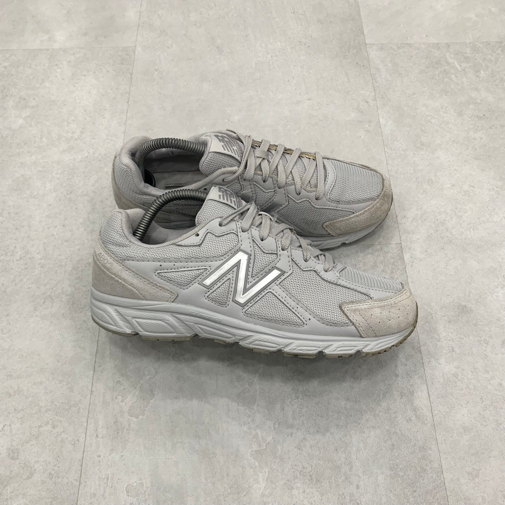 New Balance 480v5 dalam warna 'Eclipse Graphite'