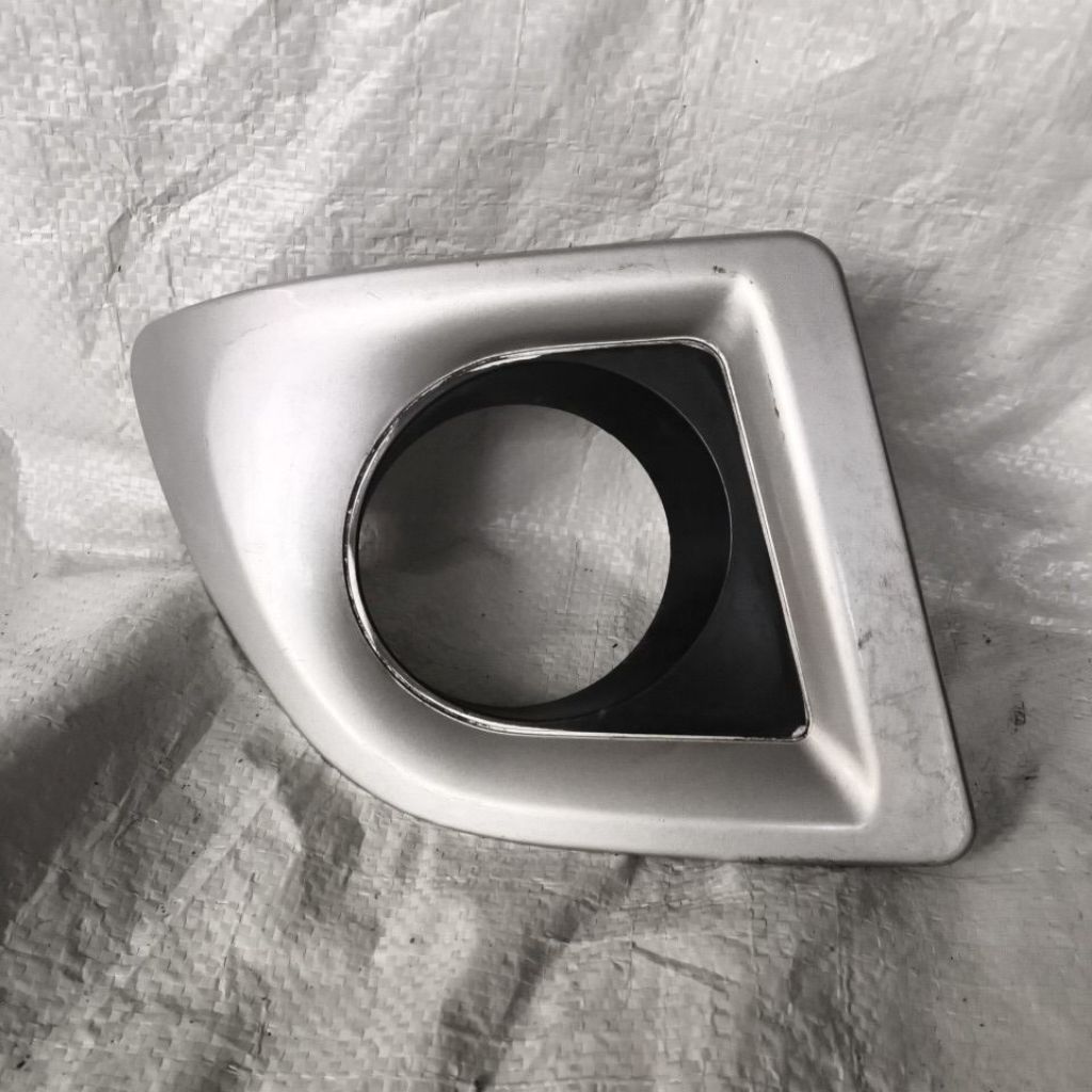 Cover Foglamp Avanza VVTI Original
