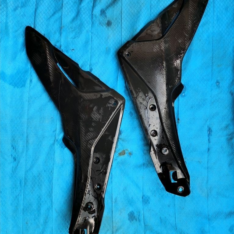 cover tutup aki Honda CB150R old Original / tutup aki CB150R Original copotan