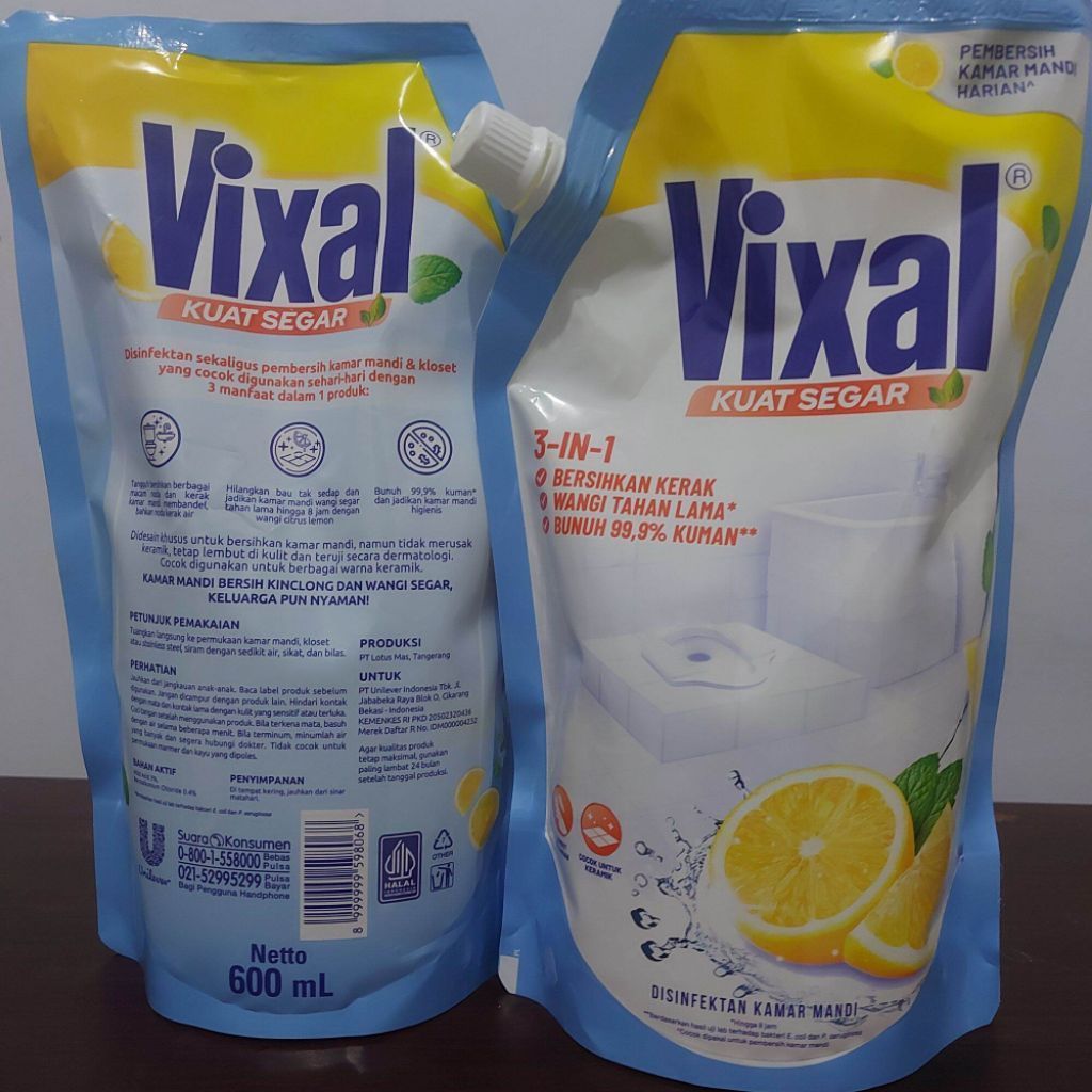 Vixal Kuat Segar Pembersih Kamar Mandi Refill 600 ml
