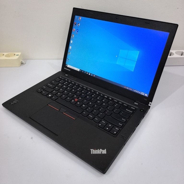 LENOVO THINKPAD T450 - INTEL CORE i7 Gen 5 - RAM 8 GB - HDD 500 GB - 14"