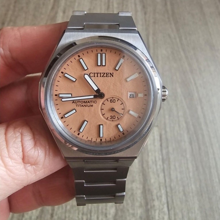 Jam Tangan Citizen Zenshin Titanium Salmon Dial