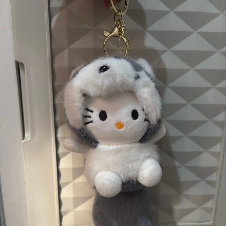 Bag charm hello kitty costume wolf - grey