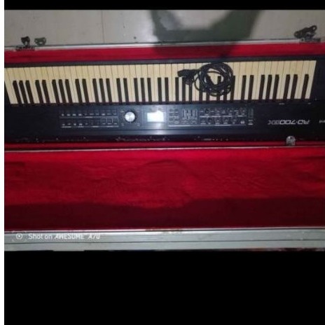 piano roland RD 700gx made in japan