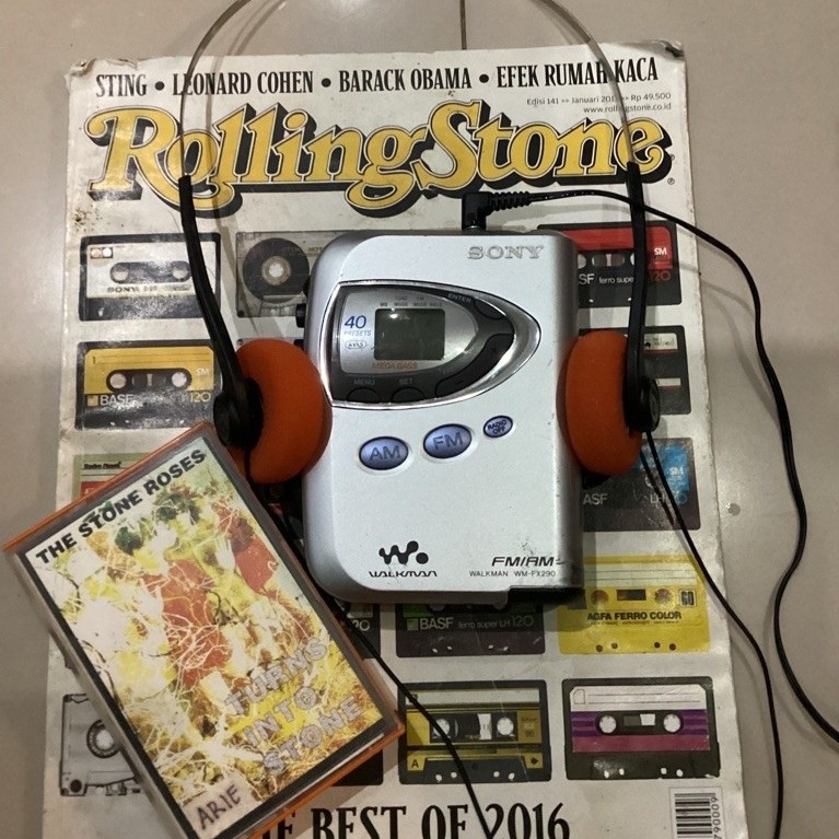 sony walkman wm fx290