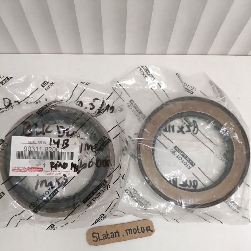 SEAL RODA BELAKANG DALAM RINO 14B 90311-82001