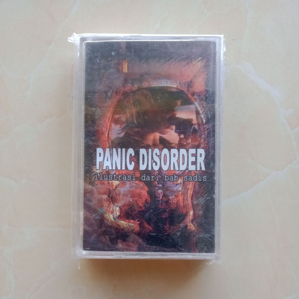 kaset panic disorder ilustrasi dari bab sadis