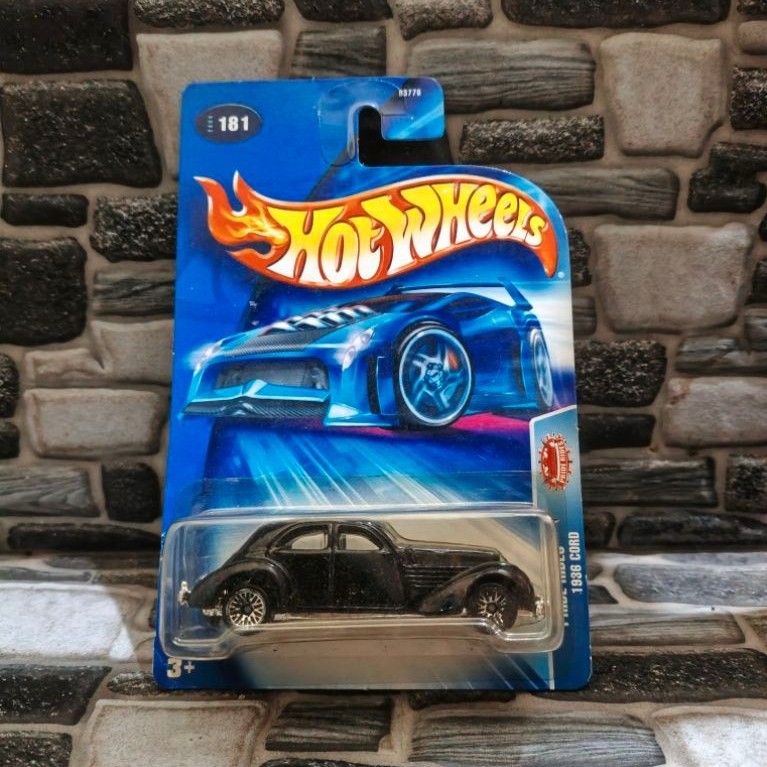 Hot Wheels 1936 Cord Hitam - Blue Card