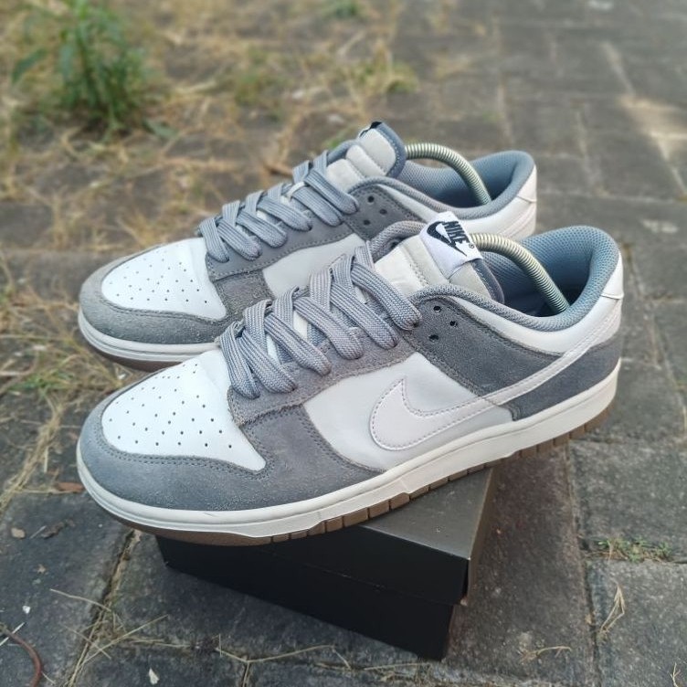 NIKE DUNK LOW RETRO SE COOL GRAY/SEPATU NIKE SECOND