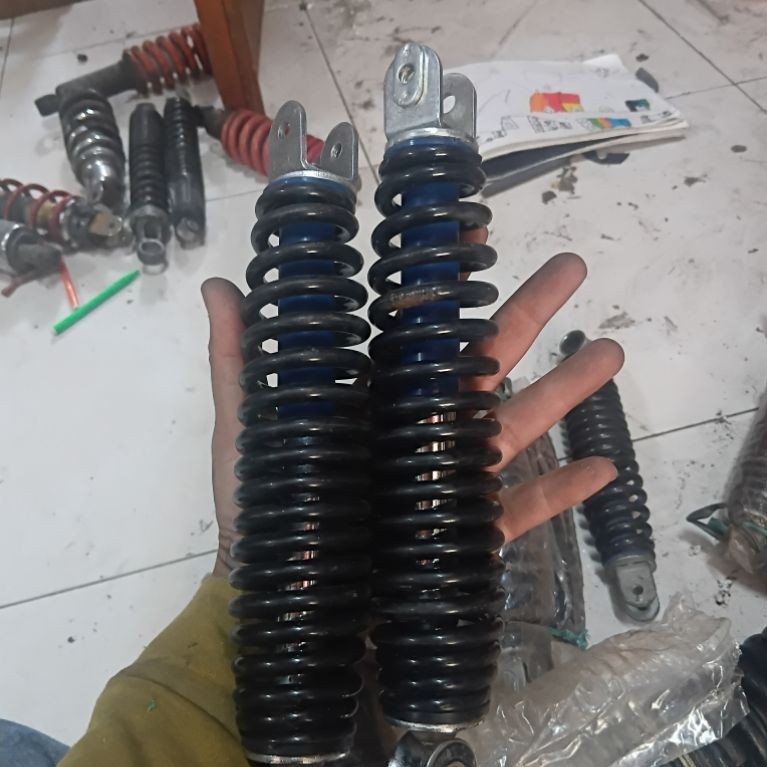 shockbeker belakang yamaha nouvo ori lospack