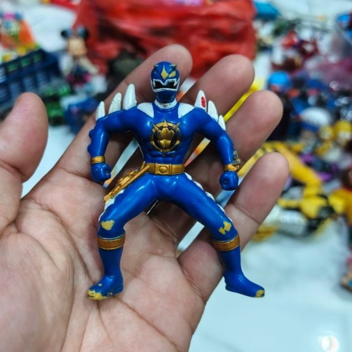 figure hdm power ranger dino thunder blue ranger