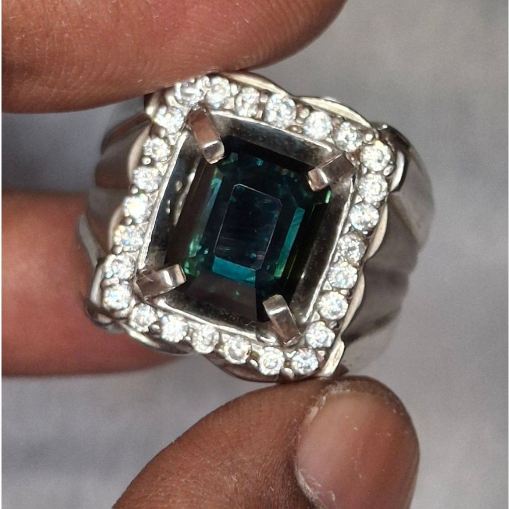 Natural Fancy Sapphire Deep Color