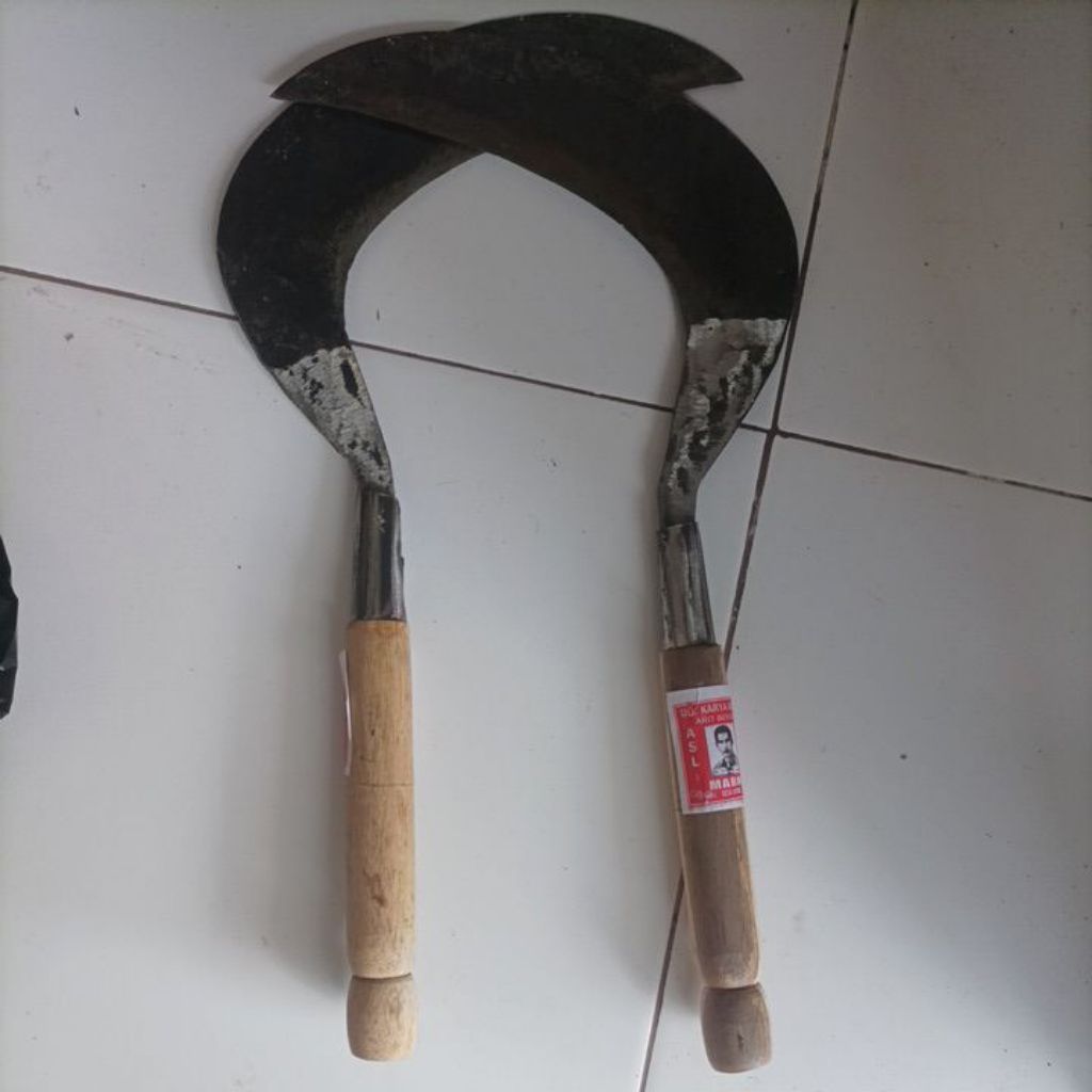 Sabit Rumput /Arit Marno Besar