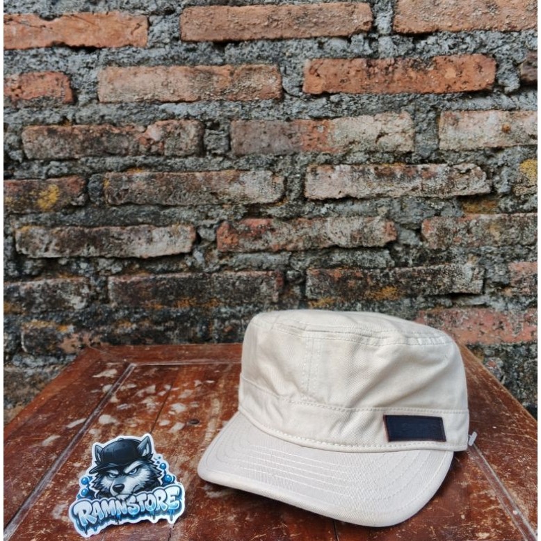 topi levis patrol caps