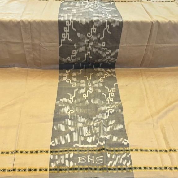 Sarung BHS TKB SKT Polos Putih Tulang Full Sutra Gold Second Langka kondisi Istimewa