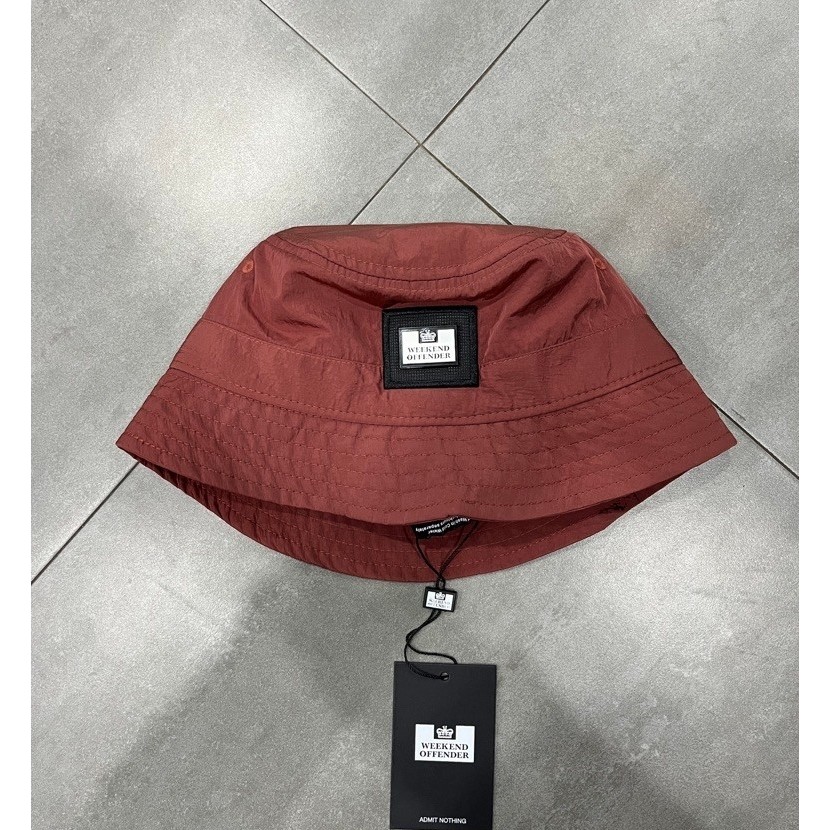 BUCKET HAT WEEKEND OFFENDER MAROON