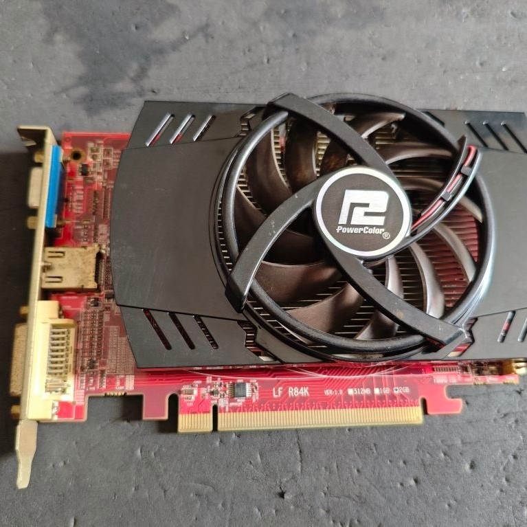 VGA 2GB  DDR3 AMD Radeon HD5600/5700 128 Bit