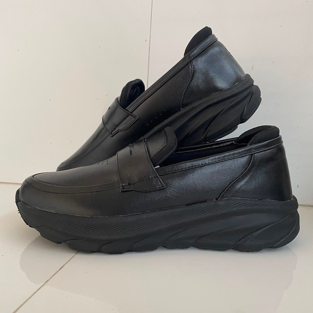 sepatu Formal Kenzios slip on size 41