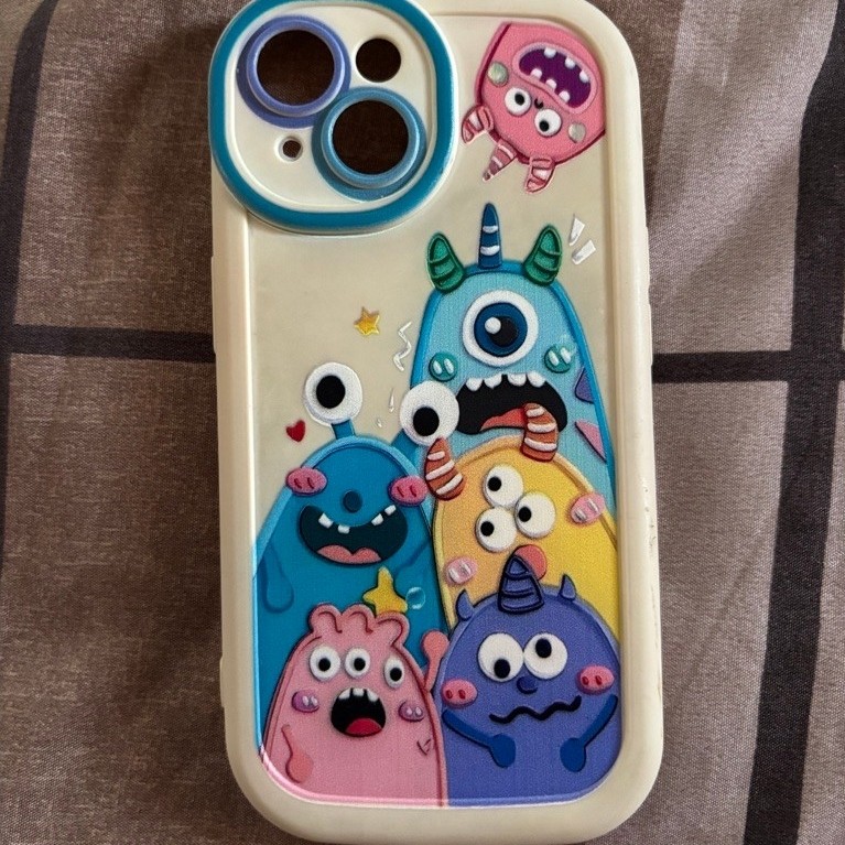 PRELOVED CASE IPHONE 15