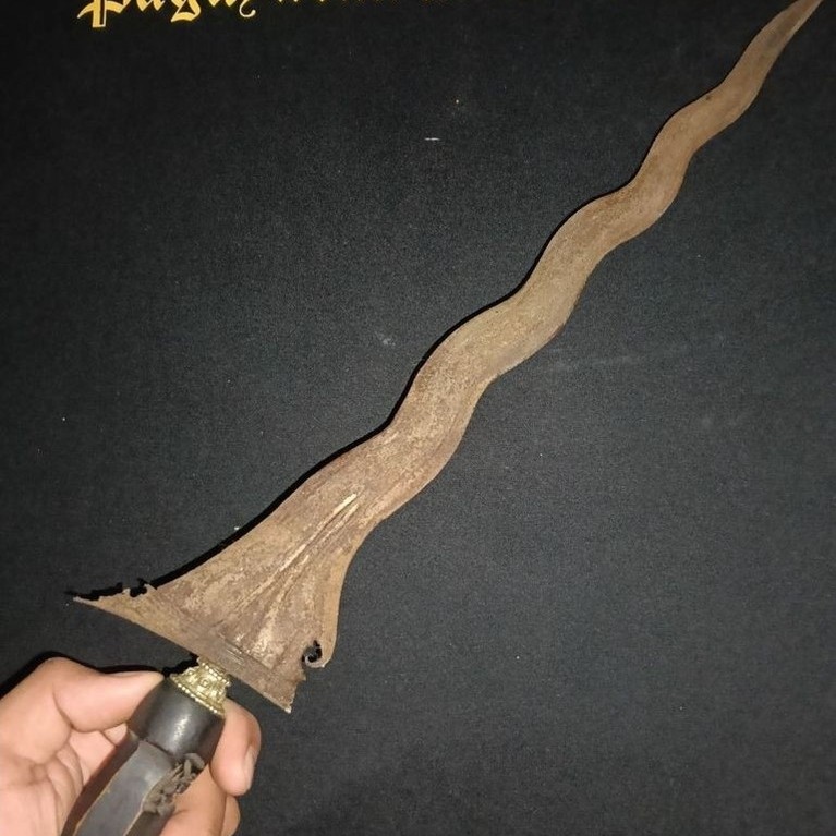 Keris Panimbal Sepuh