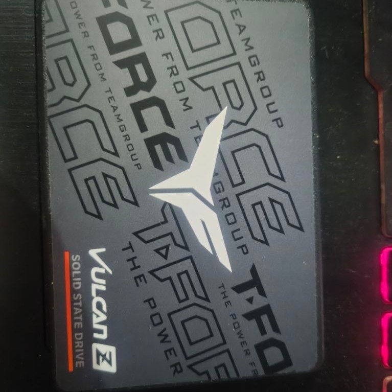ssd sata external gaming playstation ps4 ps5 xbox konsol console 2,5 25 2.5 vulcan z 1tb team group 