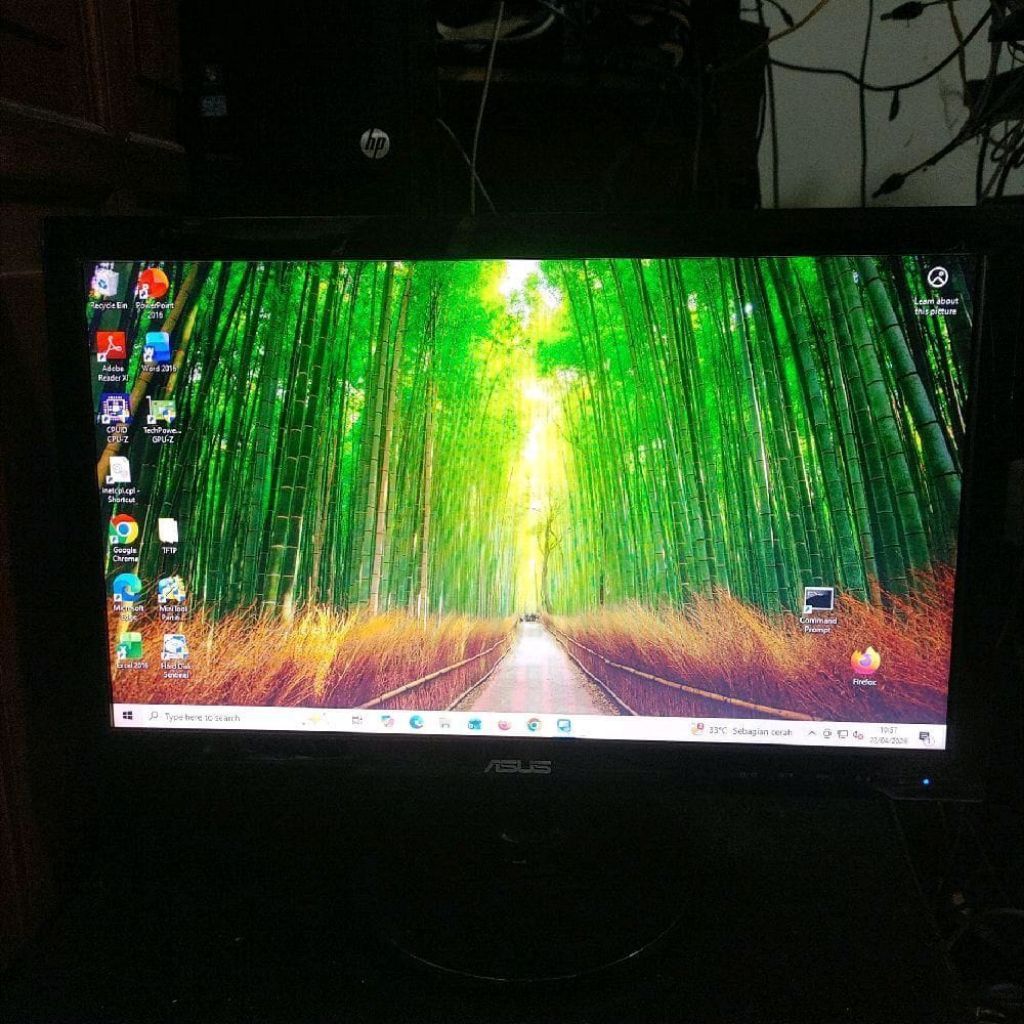 LCD MONITOR 19 INCH ASUS