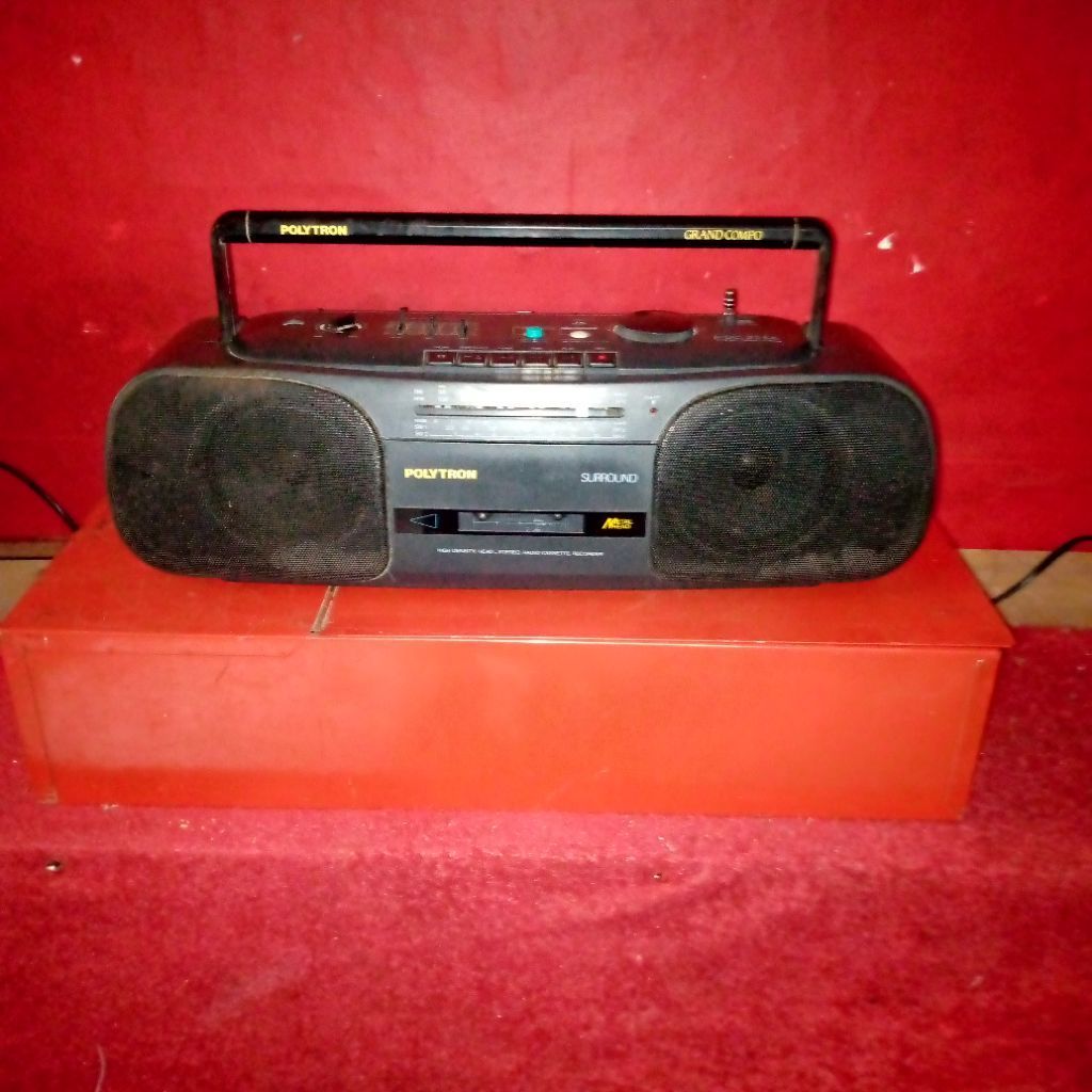 radio jadul Polytron PSC