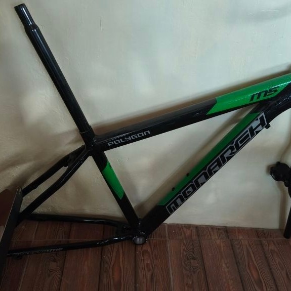 frame Polygon Monarch M5 ban 26