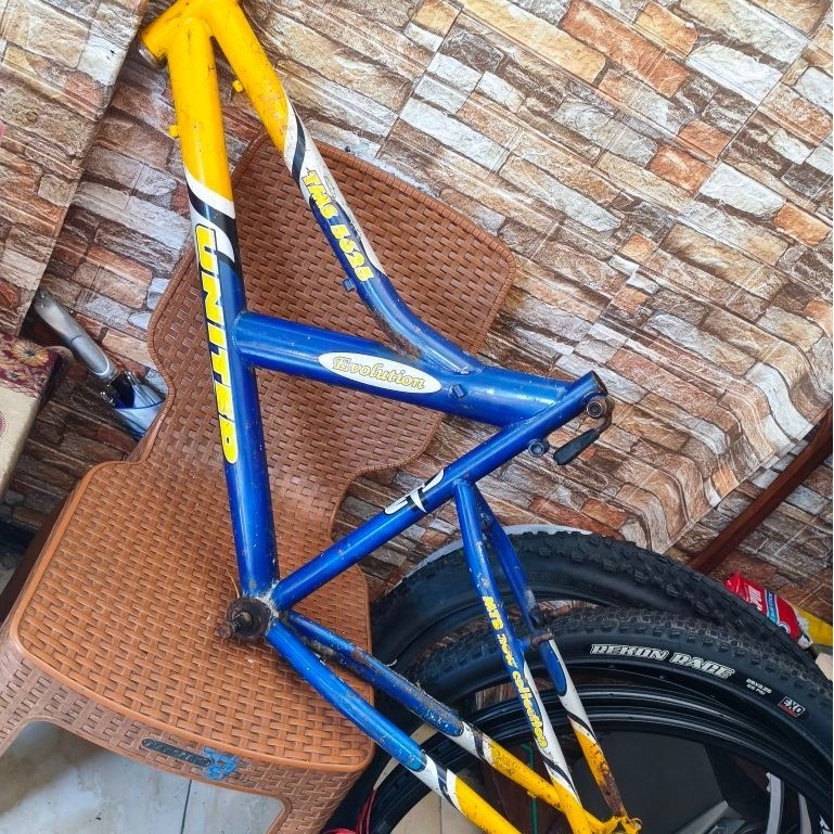 Frame MTB 26" Taiwan Jadul Retro Vintage Palang rata Lady Besi Hiten buat Touring Commuter Bike ala 