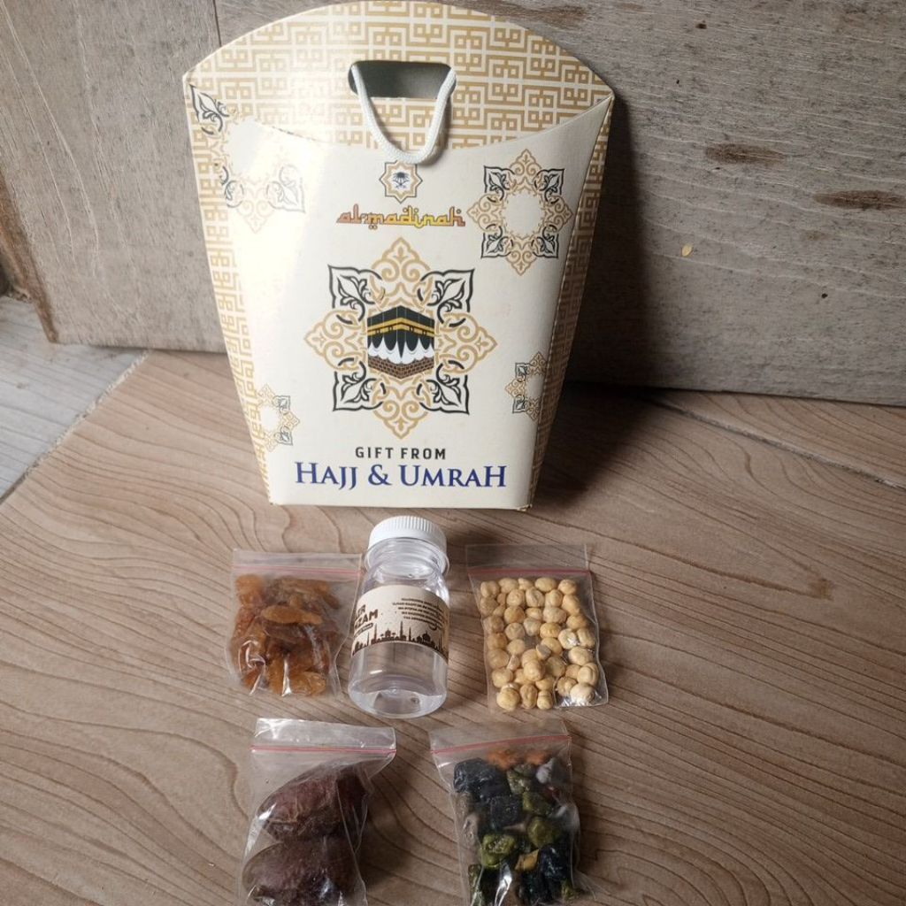Paketan zamzam jajan Arab dengan Tas Oleh Oleh Haji Umroh
