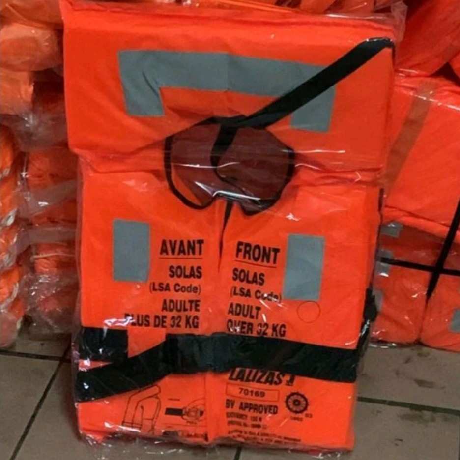 LIFE jacket solas