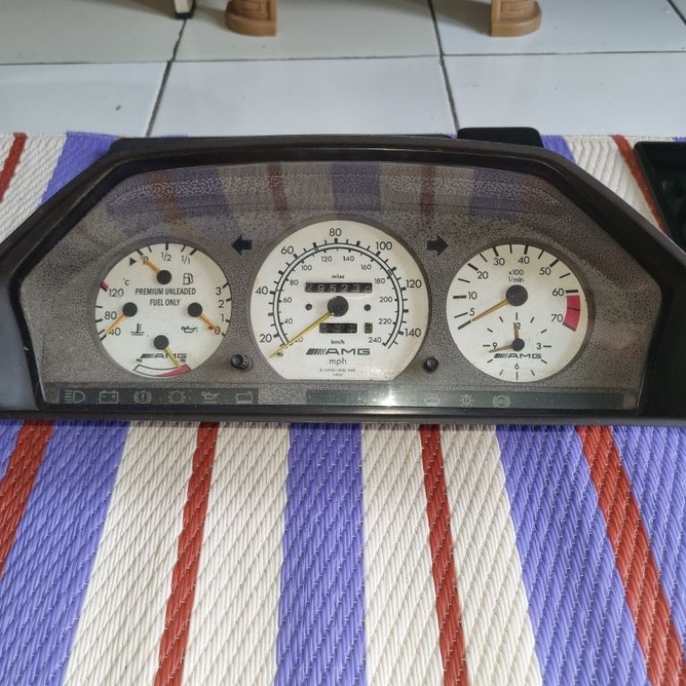 Speedometer Mercedes Benz W124 300E White