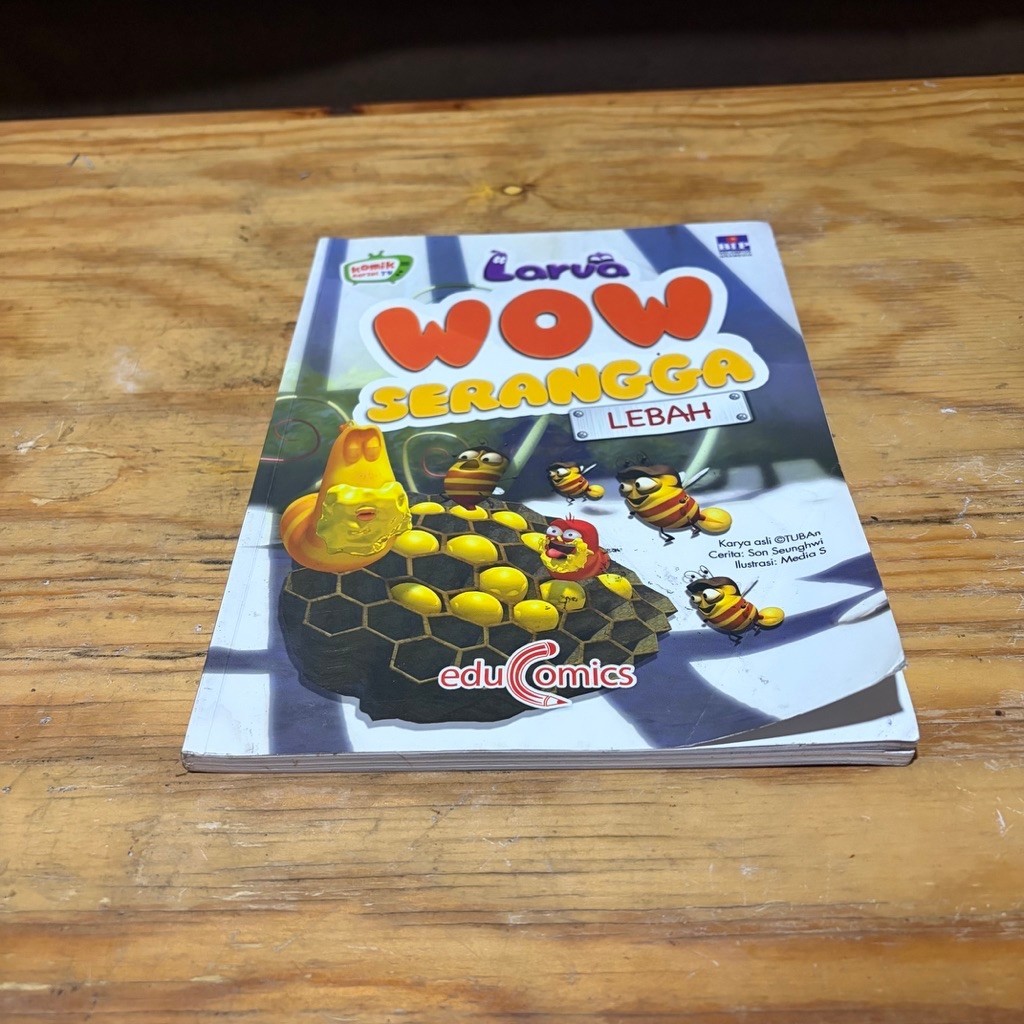 Komik Larva Wow Serangga Lebah