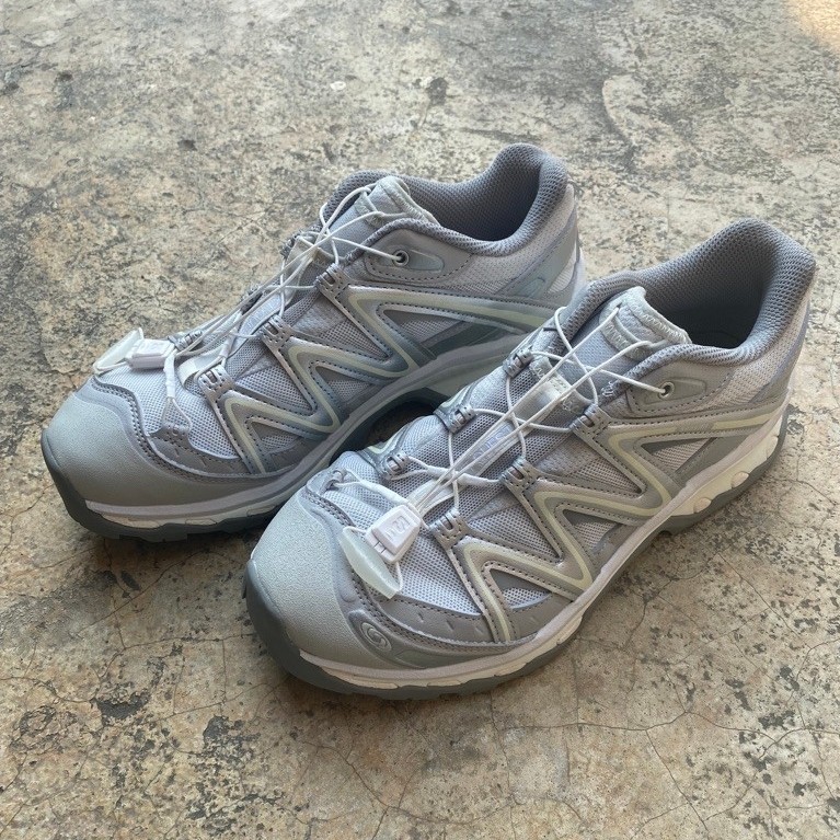 Salomon Outdoor Shoes / Salomon Quicklace Size 39