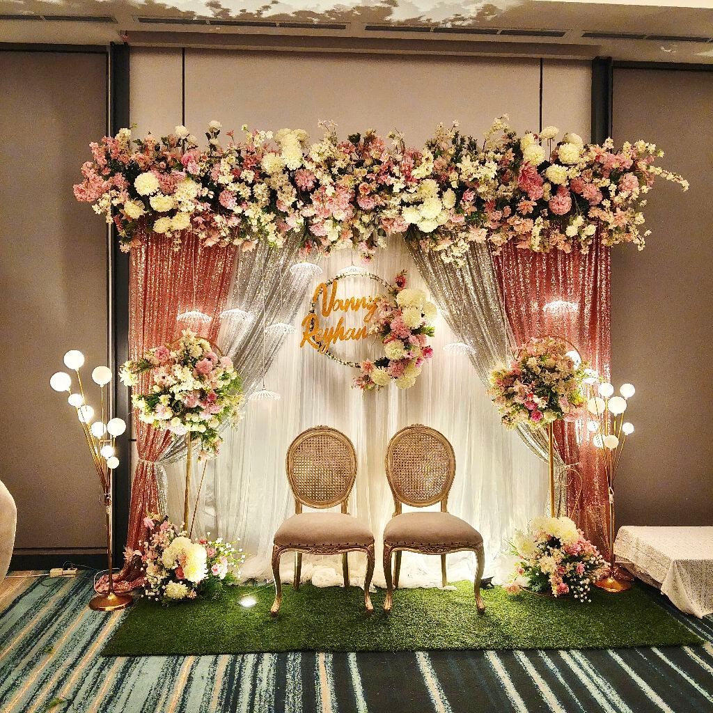 Sewa Backdrop Lamaran 3 Meter Minimalis - Backdrop Tunangan Aesthetic Modern Lengkap Kursi