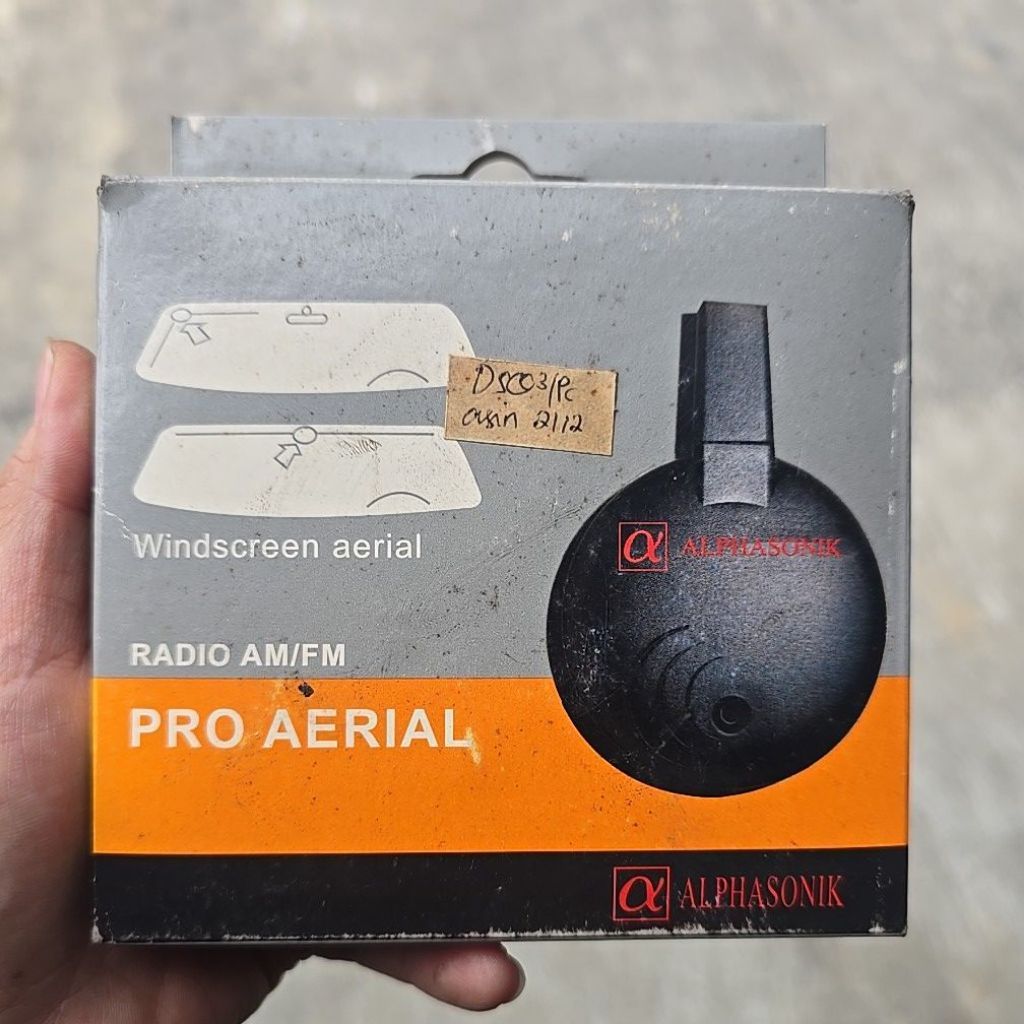 Antena Radio AM/FM Alphasonik Pro Aerial untuk Windscreen Aerial warna hitam