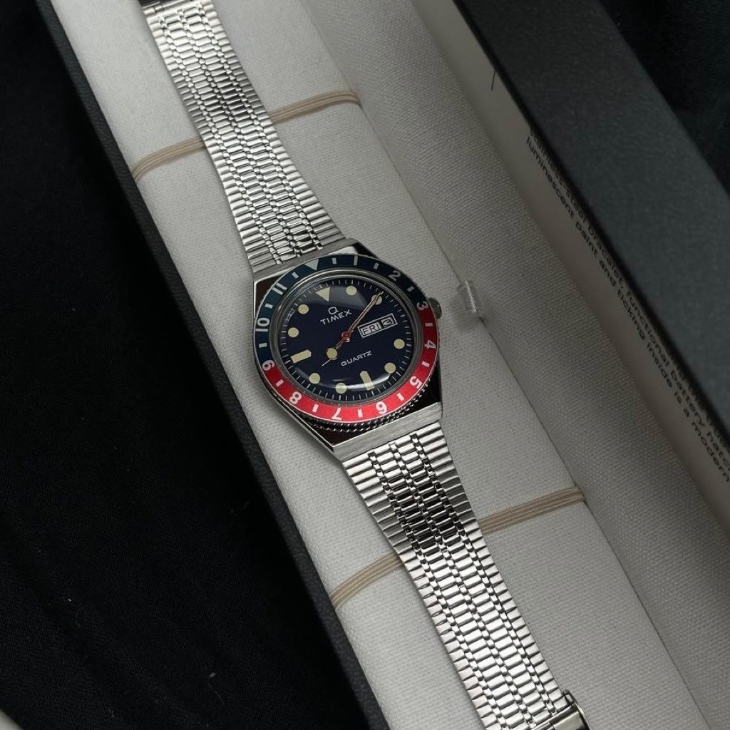 Timex Q TW2T80700 Reissue Diver Pepsi Blue Quartz Stainless Steel