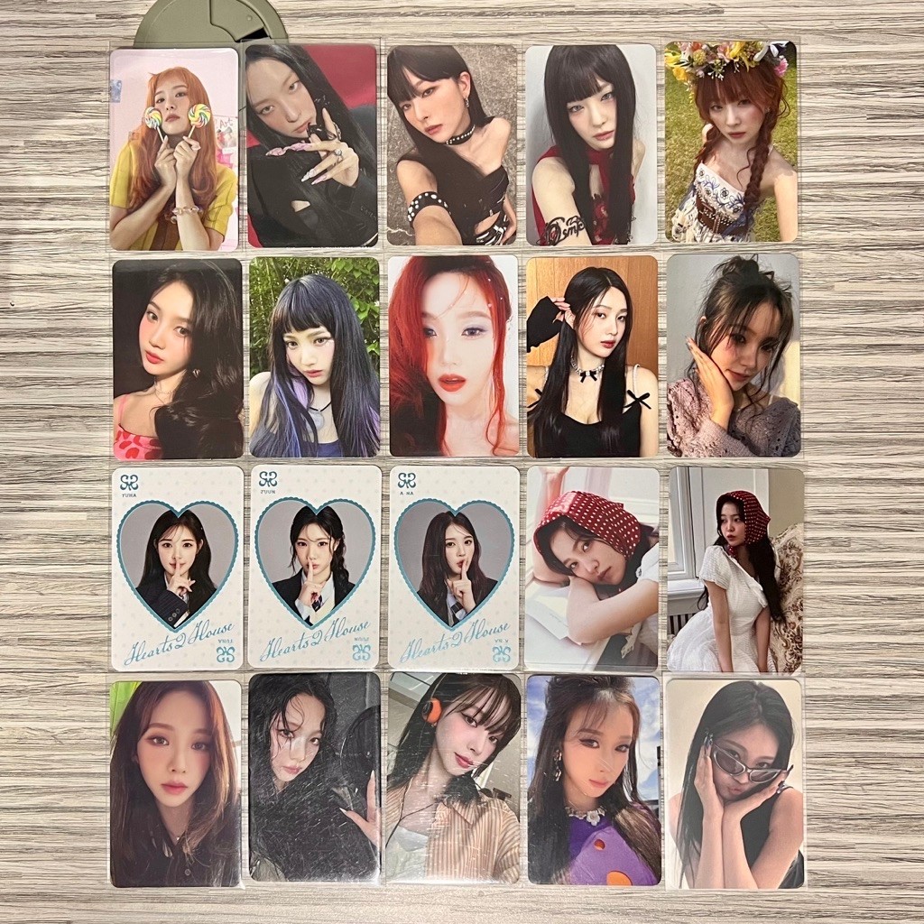 Official PC / Photocard RED VELVET Irene Seulgi Wendy Joy Yeri