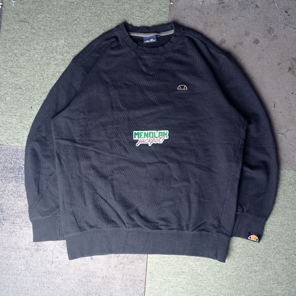 crewneck ellesse small logo