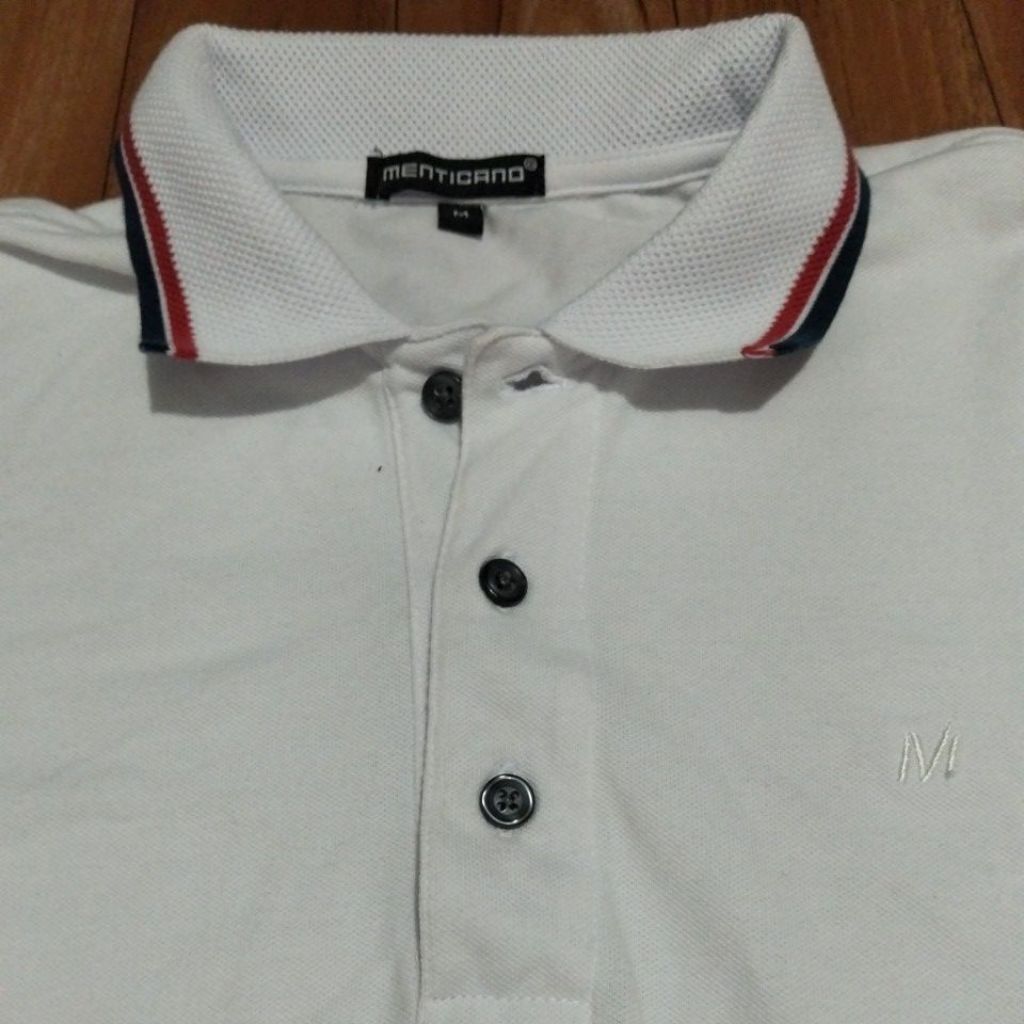 polo shirt bekas