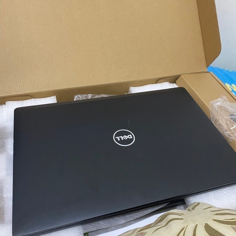 LAPTOP DELL CORE i7