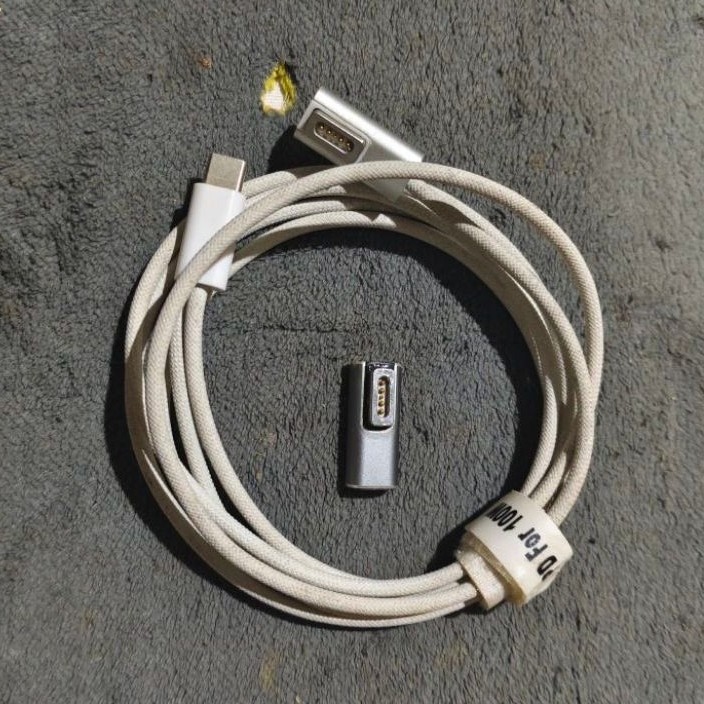 Kabel Charger Macbook Pro 2011 15"