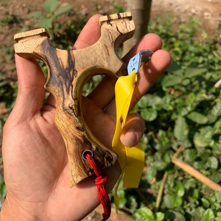 Ketapel darat kayu asem universal
