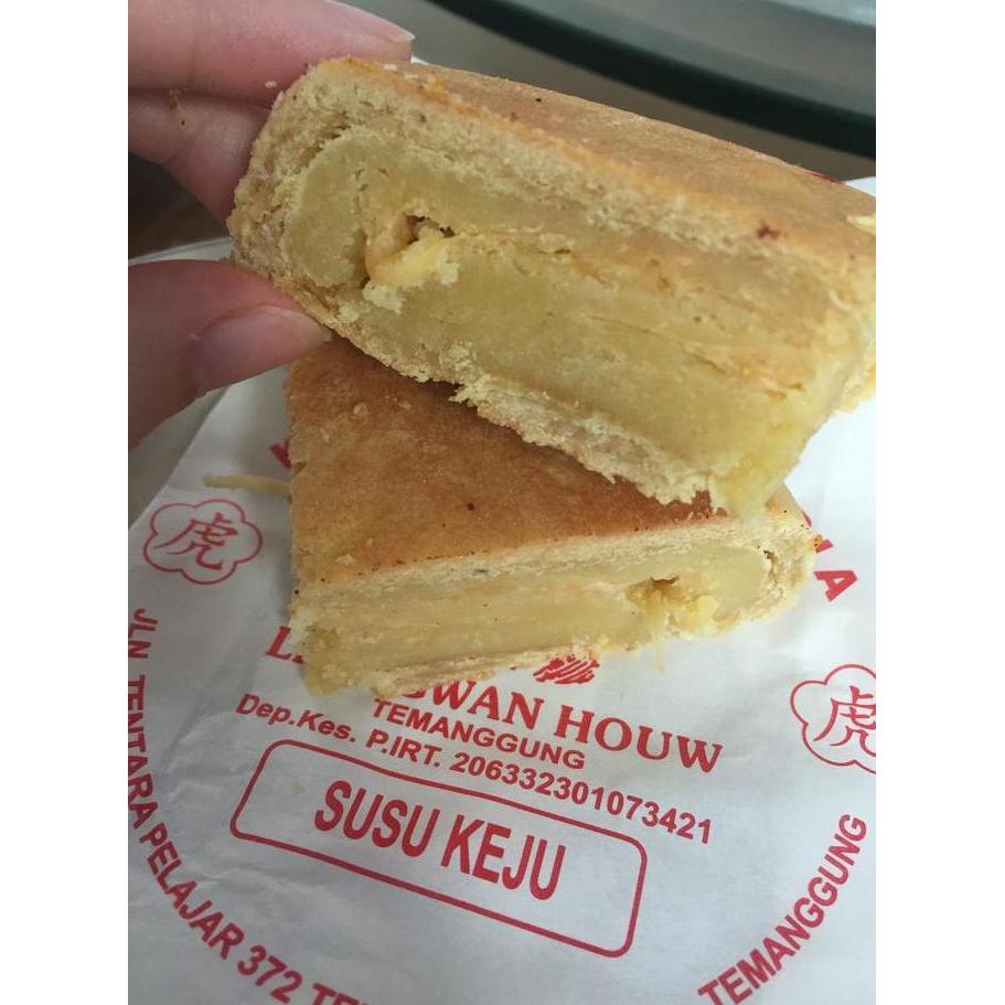 Tong Tjiu Pia Khas Temanggung / Kue Bulan Cap Macan Mooncake Jadul